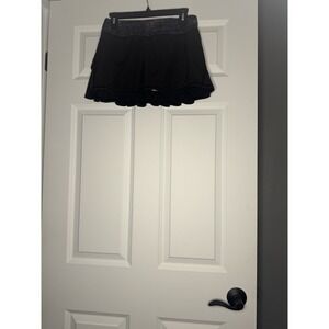 Lululemon Run Pace Setter Skort With Liner Size 4 Black With White Black Band